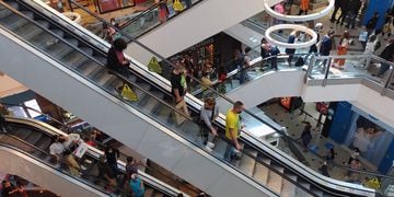 Confirman deceso de joven que cayó desde el tercer piso del Mall Marina Arauco