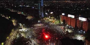 Imagenes aereas de celebracion en Plaza Baquedano