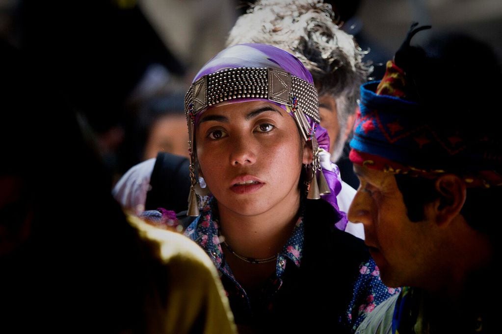 La machi Millaray Huichalaf se hizo conocida por manifestaciones mapuche en Los Ríos y Los Lagos.