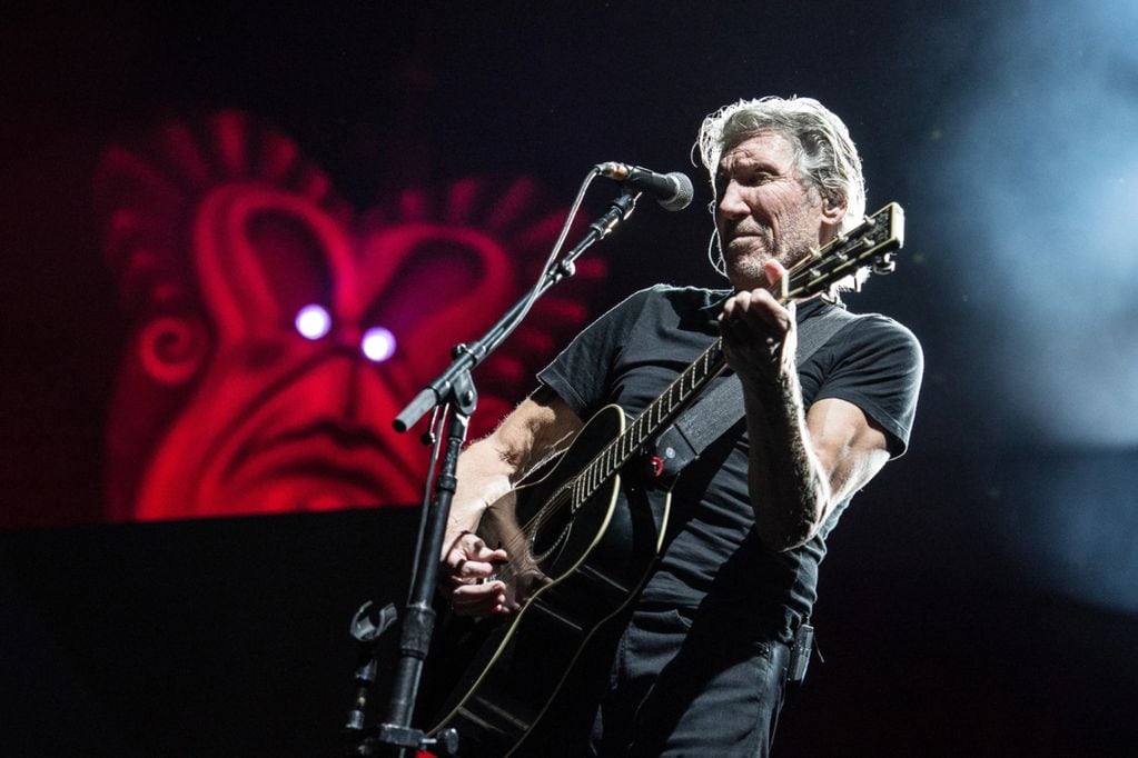 Roger Waters podría realizar sus dos conciertos contemplados para noviembre.