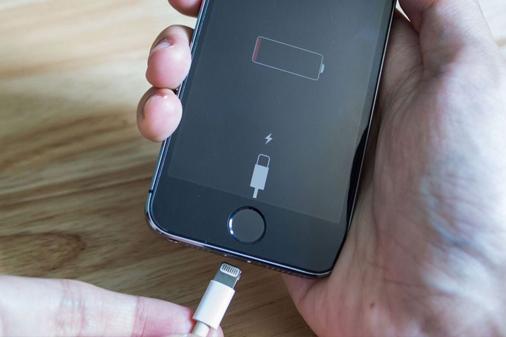 La batería de los iPhone puede reducir a medida que pasa el tiempo. 
