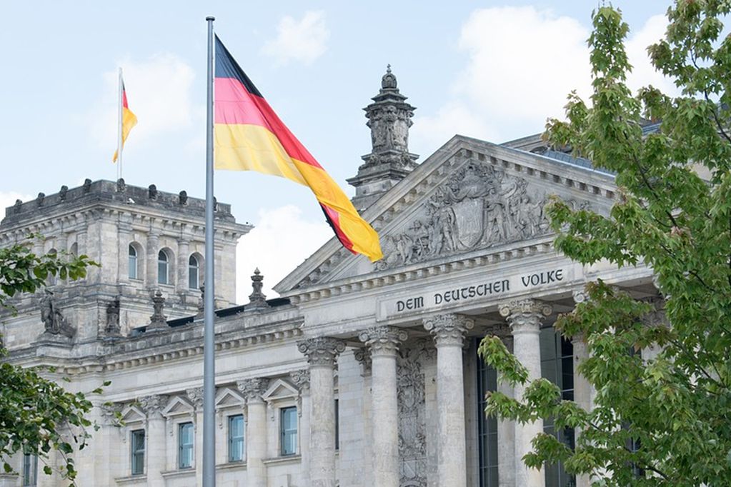 Alemania manifiesta preocupación tras “plan maestro” para deportar a millones de personas del país