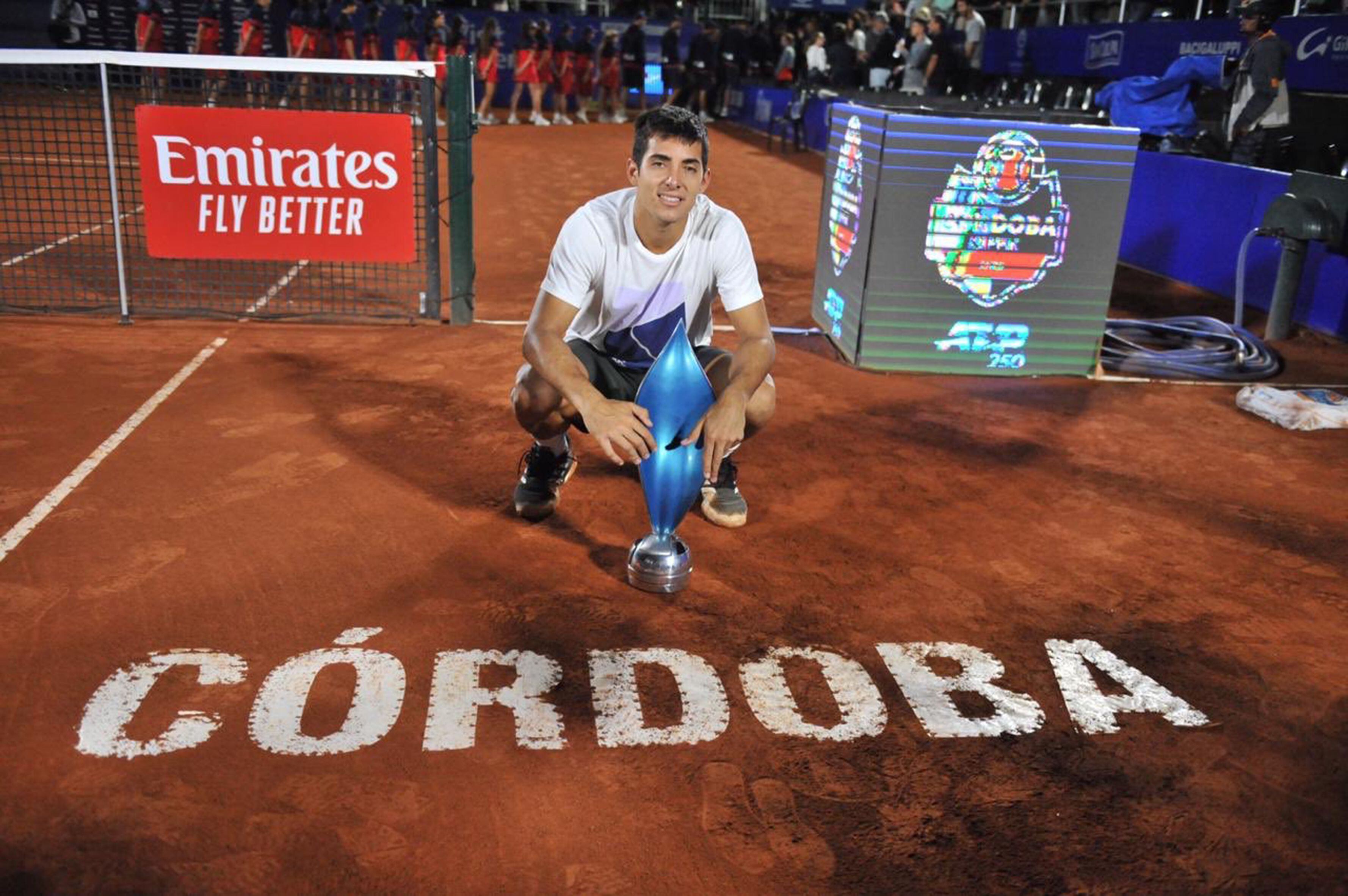 El "Tanque" arrolla a los argentinos a lo Massú: Christian Garin campeón en Córdoba