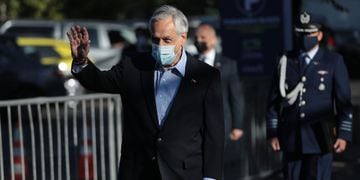 Piñera acude a votar