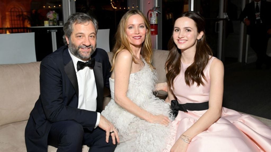 Maude Apatow y sus padres.