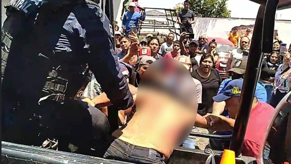 Así comenzó el brutal linchamiento, tras asesinato de Camila Gómez, en Guerrero, México.