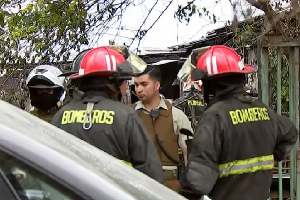 Incendio en vivienda en Lo Espeja deja al menos seis personas fallecidas (Foto: Meganoticias Alerta)