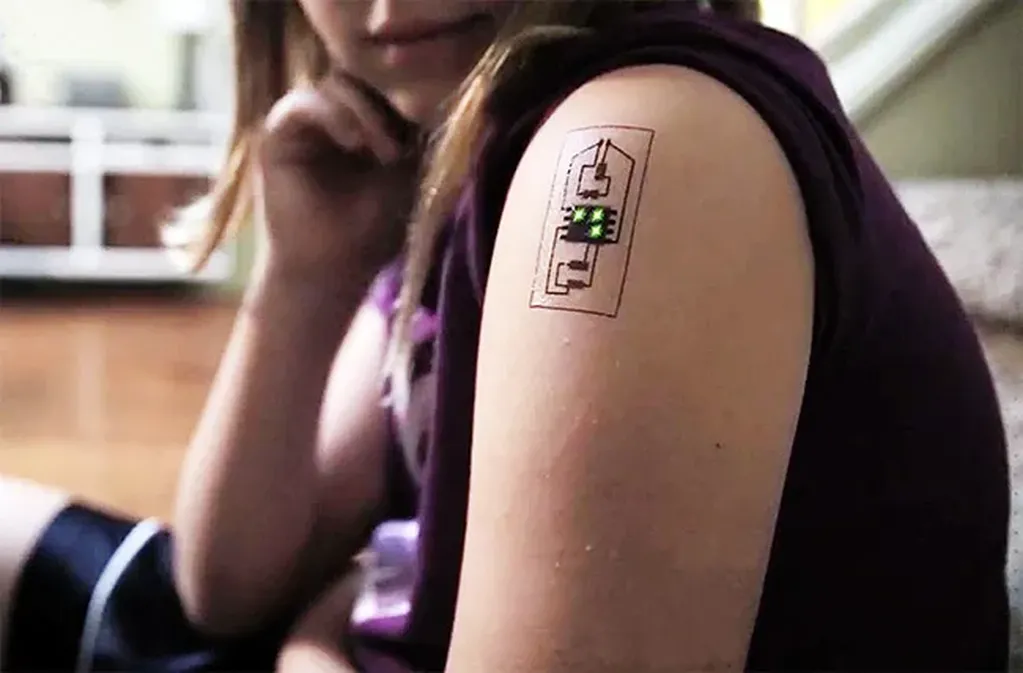 Los tatuajes electrónicos servirán para detectar enfermedades antes de tiempo, controlar los parámetros en deportistas e incluso para poder realizar llamadas y recibir mensajes.