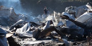 CASTRO: Incendio forestal que destruyó más de 140 casas