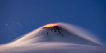 Anuncian alerta naranja por aumento de actividad en Volcán Villarrica