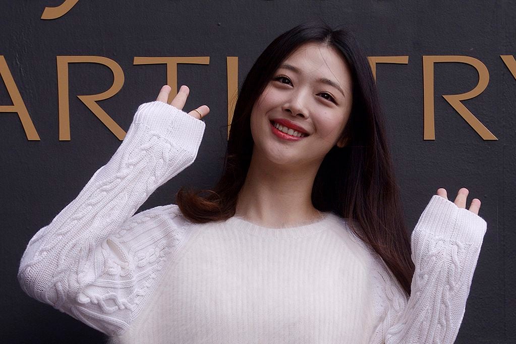 In this Sept. 30, 2015, photo, South Korean pop star and actress Sulli poses during the K-Beauty Close-Up event in Seoul, South Korea. News reports on Monday, Oct. 14, 2019, say Sulli has been found dead at her home south of Seoul. (Jang Se-young/Newsis via AP)