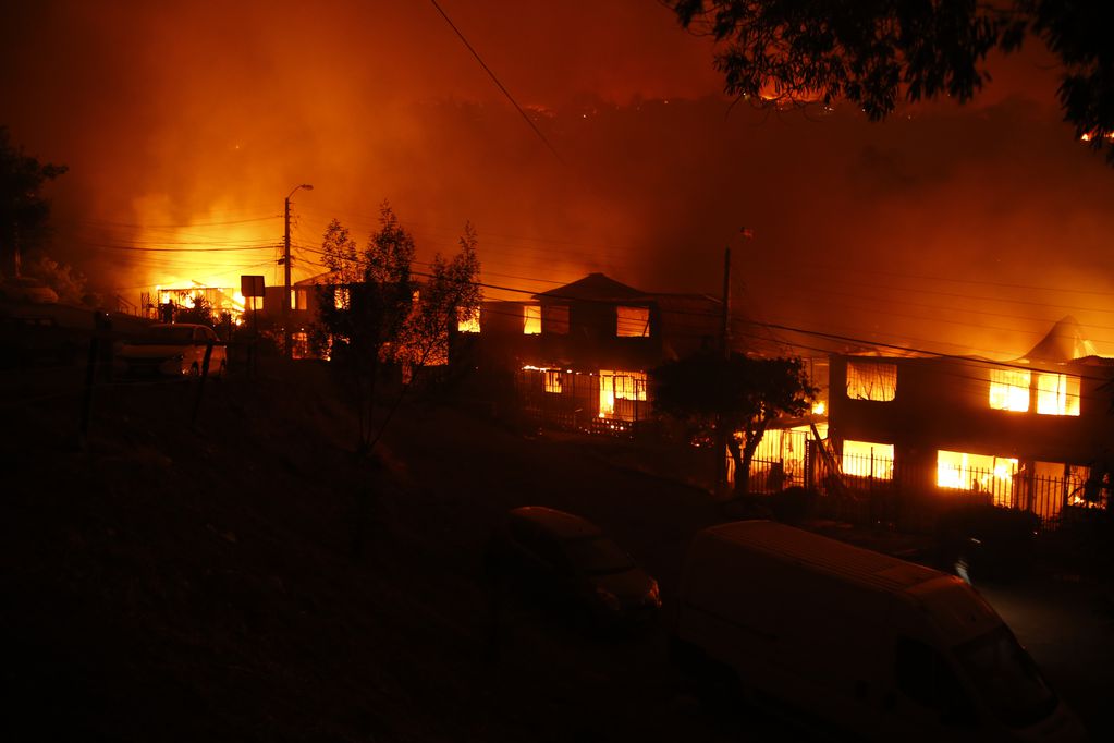Por qué los incendios en la Región de Valparaíso fueron tan destructivos. Foto: Manuel Reyes/AgenciaUno