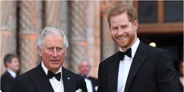 medio británico asegura que hay esperanza de que Harry vuelva a la monarquía