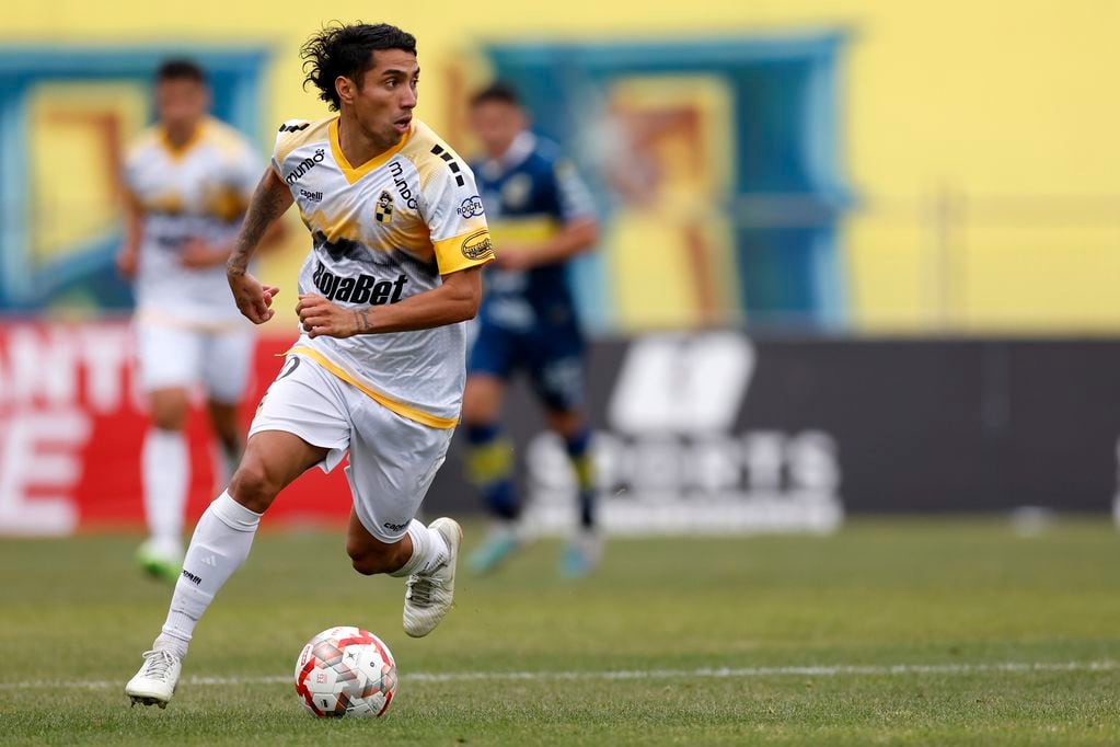 Luciano Cabral, en el duelo entre Coquimbo Unido y Everton (Foto: Photosport)