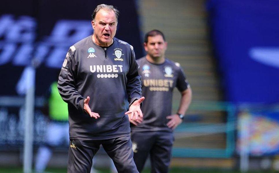 Bielsa sale a buscar su mayor locura: derribar a Liverpool en la Premier