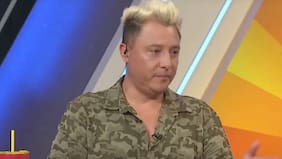 Pidiendo dinero a cambio de fotos: revelan que reconocido humorista estaría enfrentado un delicado momento económico