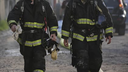 Grave incendio en casa de San Joaquín: tres adultos mayores fallecieron y dos personas resultaron lesionadas