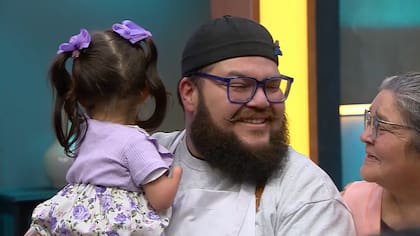 Pescador emocionó con su historia de vida en el debut de Masterchef Chile: su hija y esposa son pacientes Teletón