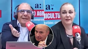 “¡Quiroz está equivocado! ¿O es un dios ahora?“: El duro descargo de Checho Hirane en tensa discusión con Pamela Jiles