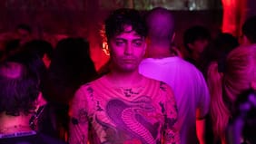 “YAERA”: Actor de “Matapanki” protagoniza el nuevo videoclip de Planetario