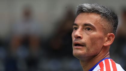 “Eso no es fútbol… es antifútbol”: histórico de Colo Colo arremete contra Charles Aránguiz tras triunfo de la “U”