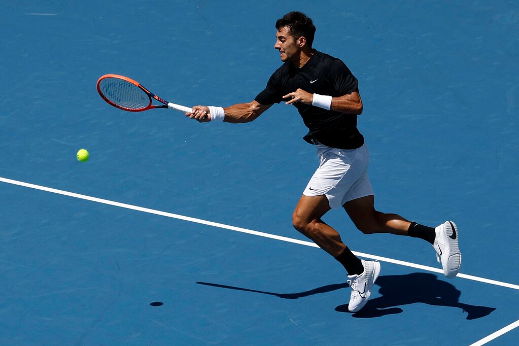 ¿A qué hora juega Garín en el Challenger de Punta del Este? Servicios