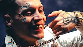 Popular actriz de cine para adultos sería el nuevo amor de Marcianeke: “Va en serio”