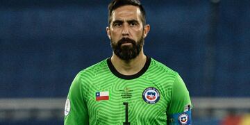 “Nuestra selección necesita de todo el mundo”: Claudio Bravo sobre meter a Chile en el Mundial