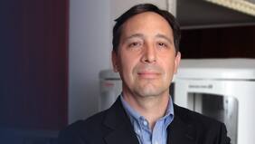 Doctor chileno fue elegido entre los “50 científicos que inspiran” en el mundo