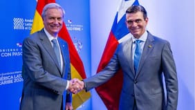 Presidente de Bolivia confirma que asistirá a la investidura de Kast sin dejar de lado sus pretensiones de mar