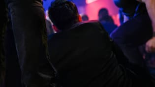 De ‘las mechas’ en un local y tenso round previo: el feroz encontrón de dos reconocidas figuras del mundo del espectáculo