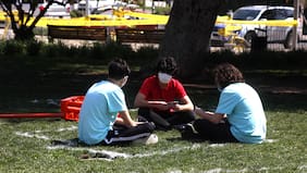 Anuncian penas del infierno por uso indebido de parques y plazas