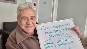 “Busca la próxima”: el consejo amoroso del actor Julio Jung desde una clínica de reposo que se viralizó en redes sociales