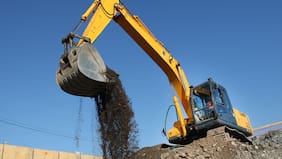 Consejos clave antes de arrendar equipos para la construcción