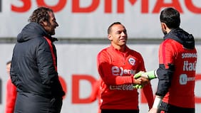 “Tremenda carrera”: Claudio Bravo dedica emotivo mensaje a Marcelo Díaz por su retiro