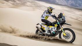 Pablo Quintanilla se repone a fractura de tobillo y entra al podio del Dakar