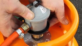 Gobierno confirma importante cambio en el prometido balón de gas y adelantó posible fecha: aún hay que esperar