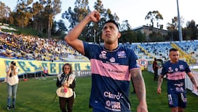 Colo Colo y Universidad de Chile se enfrentan ante posible fichaje de Rodrigo Contreras