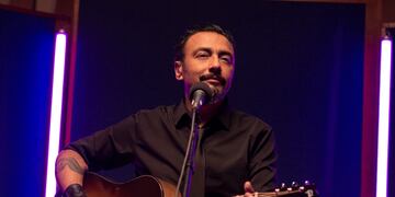 CLAUDIO VALENZUELA LUCYBELL