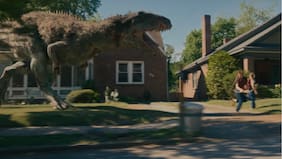 Los dinosaurios buscan comerse a Anne Hathaway y Ewan McGregor en el tráiler de El final de la Calle Oak