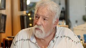 "No voy a dejar de fumar. Voy a vivir la vida tal cual... Si duro un año más, feliz", anuncia Iván Arenas ("El Profesor Rossa") tras cuatro infartos y un reciente cáncer al colon