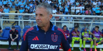 Gustavo Álvarez tensó el escenario azul con un anuncio inesperado