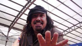 ¡Manso carrete! Miguel Negro Piñera se despide de los escenarios tras 50 años de carrera musical