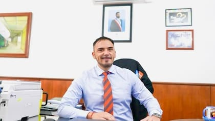 Alcalde de La Calera enfrentará formalización por fraude al Fisco tras uso de maquinaria municipal en su domicilio