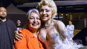 Mon Laferte aclara su comentada foto con Jeannette Jara: hizo desmentido, reveló origen del encuentro y sinceró postura