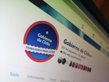 Confesó todo y admitió que el logo es “horrible”: Filtran Whatsapp del diseñador del Gobierno de Kast