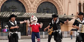 Desde Condorito a aclamadas bandas cumbieras serán los invitados del Movistar de Zúmbale Primo