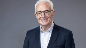 Actualizan estado de salud de Pedro Carcuro: continúa hospitalizado tras sufrir problema cardiaco