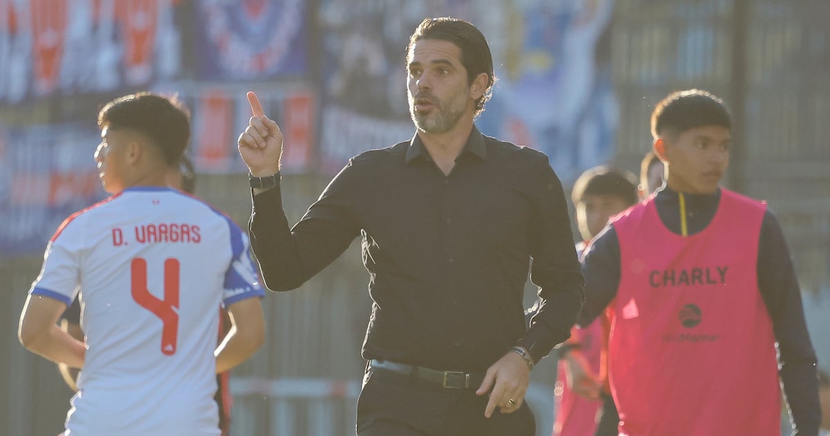 La U No Logra Romper el Arco y Empata con Everton