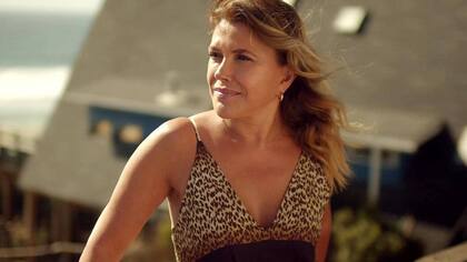 Carola Arregui se la juega con un radical cambio de look y provoca debate por este detalle: mostró su antes y después